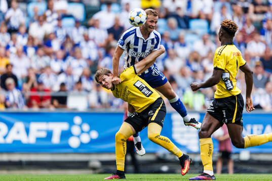 Elfsborgs Taylor Silverholt och IFK Göteborgs Jonas Bager