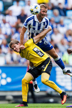 Elfsborgs Taylor Silverholt och IFK Göteborgs Jonas Bager