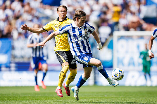 Elfsborgs Simon Hedlund och IFK Göteborgs Kolbeinn