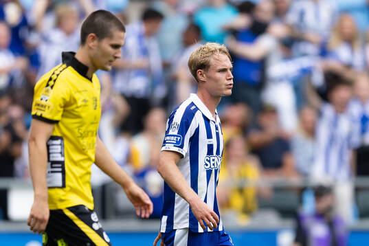 IFK Göteborgs Max Fenger deppar