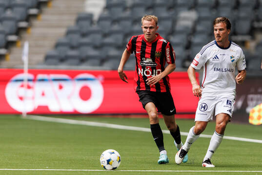 Brommapojkarnas Victor Lind och Östers Tatu Varmanen