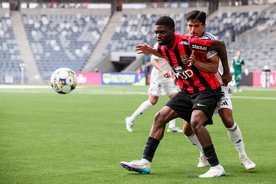 Brommapojkarnas Ezekiel Alladoh Östers Lukas Bergquist
