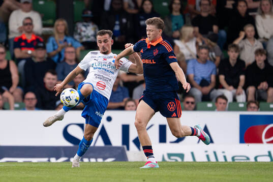 Värnamos Ajdin Zeljkovic och Djurgårdens Patric Åslund