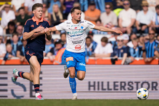 Djurgårdens Patric Åslund och Värnamos Ajdin Zeljkovic