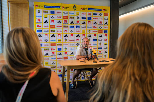 Assistant coach Magnus Wikman of the Swedish women's