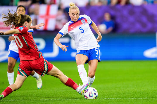 Carrie Jones and Rhiannon Roberts of Wales
