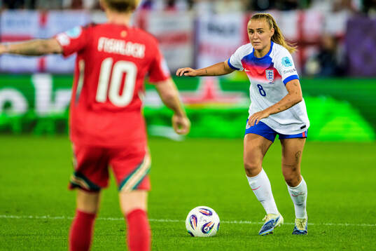 Georgia Stanway of England