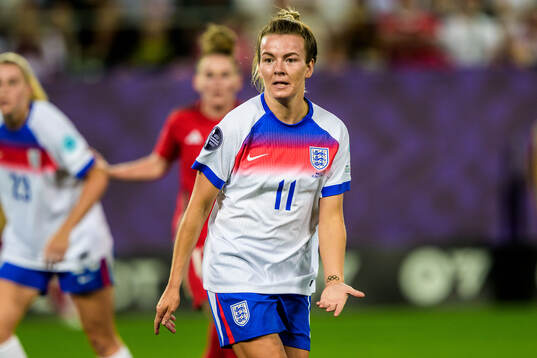 Lauren Hemp of England