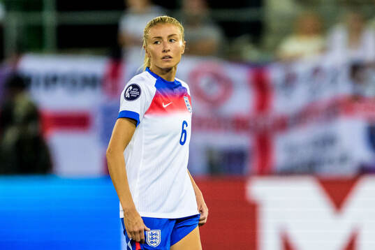 Leah Williamson of England