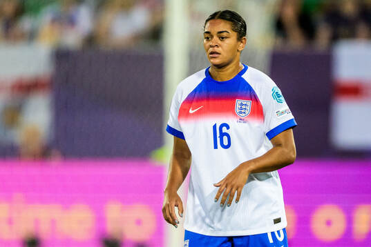 Jessica Carter of England