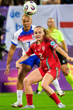 Lauren James and Lucy Bronze of England