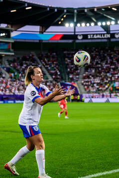 Lauren Hemp of England
