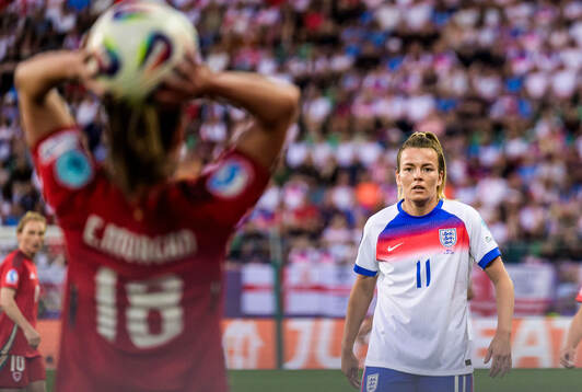 Lauren Hemp of England
