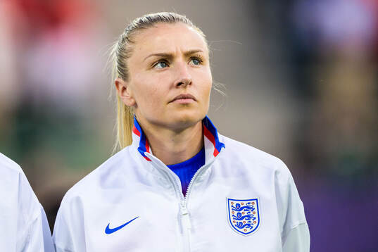 Leah Williamson of England