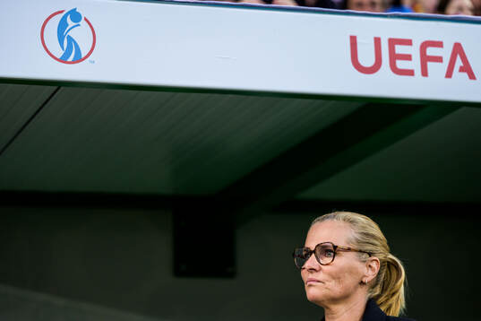 Head coach Sarina Wiegman of England