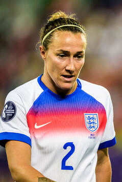 Lucy Bronze of England