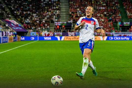 Lucy Bronze of England