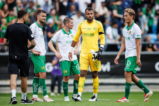 Hammarbys målvakt Warner Hahn deppar