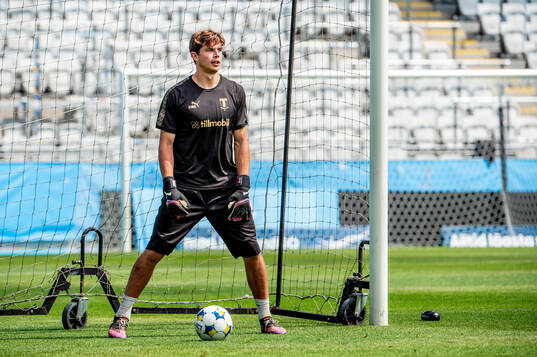 Goalkeeper Melker Ellborg
