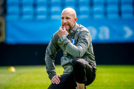 Head coach Henrik Rydström