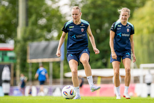 Karina Sævik and Ada Hegerberg of the Norwegian women's
