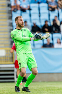 Goalkeeper Giorgi Makaridze of FC Iberia