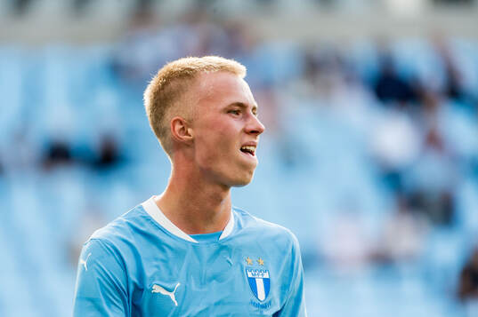 Daniel Gudjohnsen of Malmö FF looks dejected