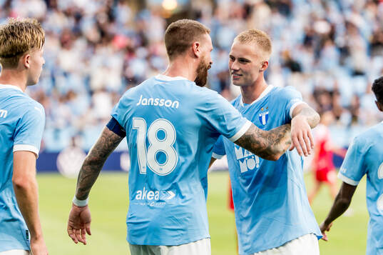 Pontus Jansson and Daniel Gudjohnsen of Malmö FF celebrate