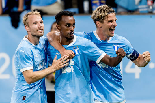 Oscar Lewicki, Taha Ali, and Jens Stryger Larsen of Malmö