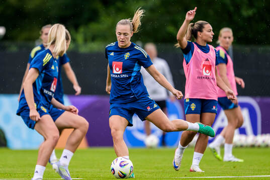 Magdalena Eriksson and of the Swedish women's national