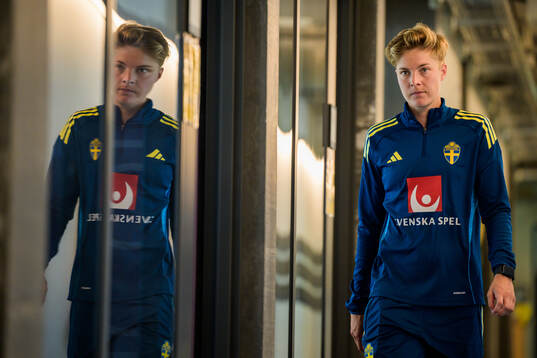 Bläddra bland fler bilder av UEFA Women's Euro 2025, day 14, Sweden, Press conference