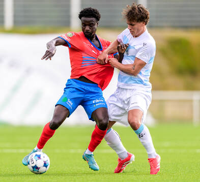 Helsingborgs Samuel Asoma och FC Helsingörs Frederik