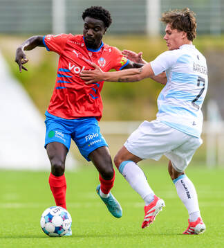 Helsingborgs Samuel Asoma och FC Helsingörs Frederik