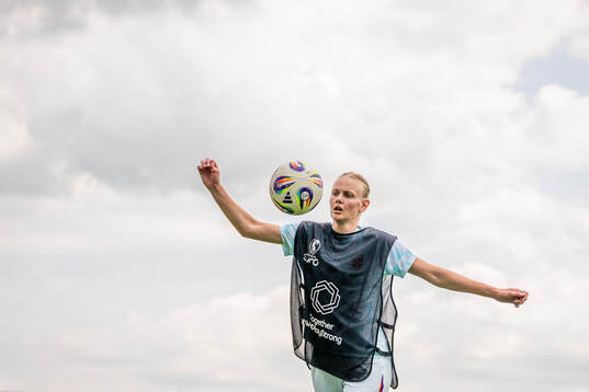 Bläddra bland fler bilder av UEFA Women's Euro 2025, day 14, Norway, training