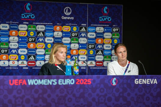 Ada Hegerberg and Caroline Graham Hansen of the Norwegian