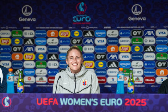 Head coach Gemma Grainger of the Norwegian women's national