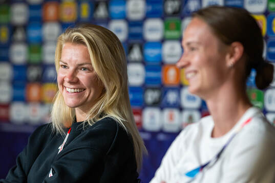 Ada Hegerberg and Caroline Graham Hansen of the Norwegian