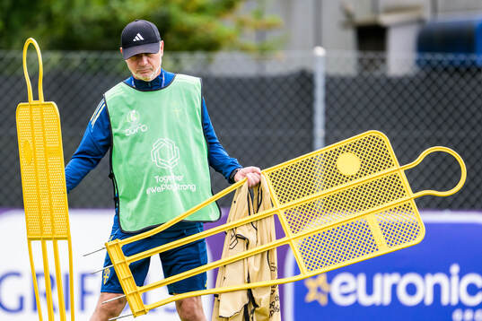 Head coach Peter Gerhardsson of the Swedish women's