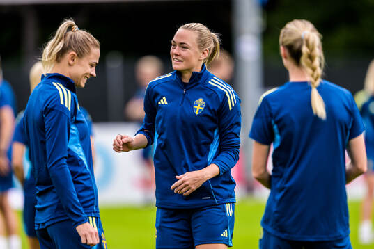 Fridolina Rolfö and Magdalena Eriksson of the Swedish