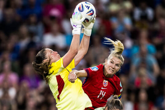 Ada Hegerberg of Norway and goalkeeper Laura Giuliani of