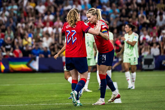 Signe Gaupset and Ada Hegerberg of Norway