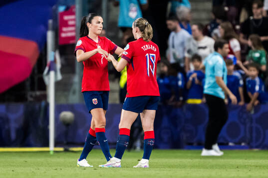 Ingrid Syrstad Engen and Elisabeth Terland of Norway looks
