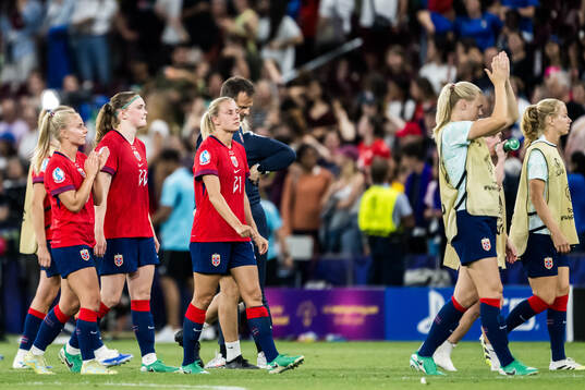 Players of Norway look dejected