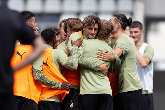 Bläddra bland fler bilder av Football, Europa League, Häcken, Training 