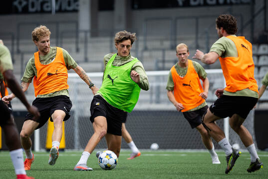 Simon Gustafson and Silas Andersen of Häcken