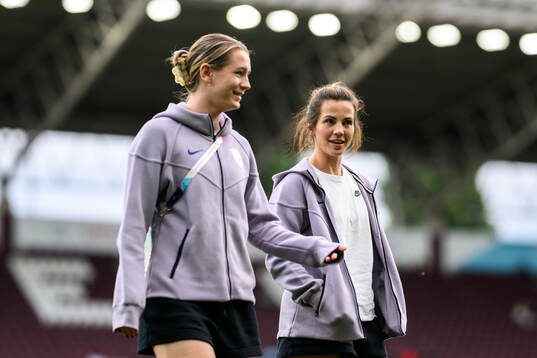 Elisabeth Terland and Tuva Hansen of Norway