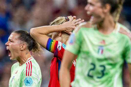 Ada Hegerberg of Norway looks dejected