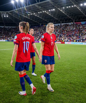 Caroline Graham Hansen, Ingrid Syrstad Engen and Ada