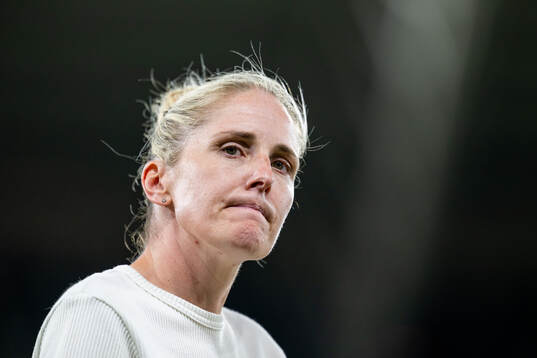 Head coach Gemma Grainger of Norway looks dejected