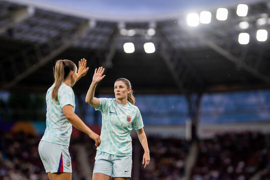 Vilde Bøe Risa and Maren Mjelde of Norway